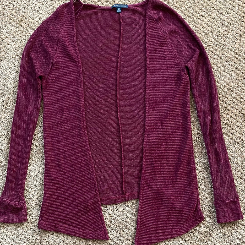 American Eagle Burgundy Open Front Cardigan